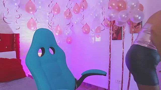 weet Evans    online show from 11-16-25, 04:18