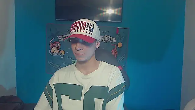 Snapshot of Burperking420_ chatting on 03-12-26, 04:24 Burperking420 online show from 03-12-26, 04:24