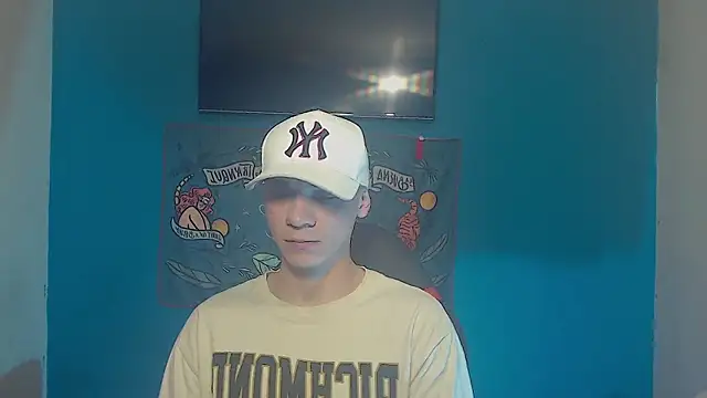 Snapshot of Burperking420_ chatting on 03-31-26, 06:41 Burperking420 online show from 03-31-26, 06:41