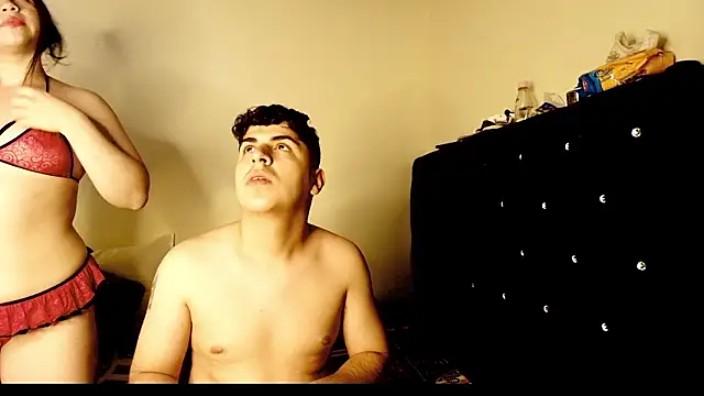 Kymberlyandlucas2 online show from 02-10-26, 03:43