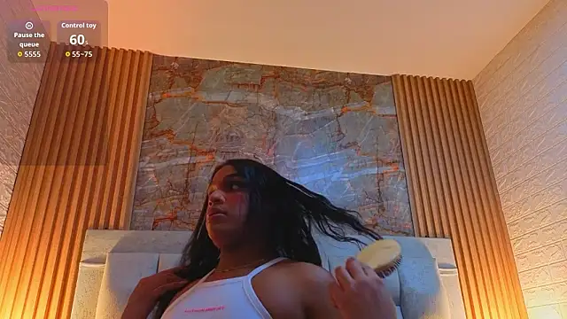 Snapshot of goldilockss15 chatting on 02-21-26, 03:07 goldilockss15 online show from 02-21-26, 03:07