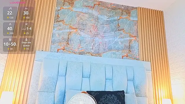 Snapshot of goldilockss15 chatting on 02-24-26, 04:10 goldilockss15 online show from 02-24-26, 04:10