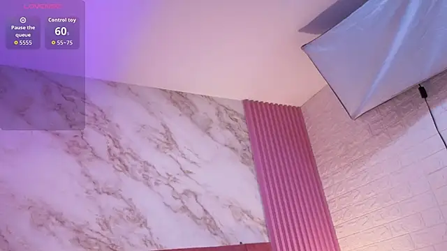 Snapshot of goldilockss15 chatting on 03-21-26, 11:26 goldilockss15 online show from 03-21-26, 11:26