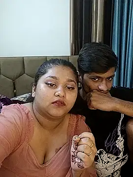 Snapshot of Strip-Couples chatting on 03-09-25, 03:49 Strip-Couples online show from 03-09-25, 03:49