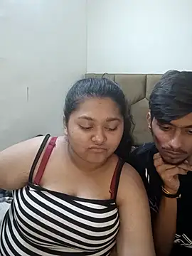 Snapshot of Strip-Couples chatting on 03-09-25, 10:19 Strip-Couples online show from 03-09-25, 10:19