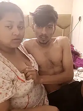 Snapshot of Strip-Couples chatting on 03-12-25, 02:01 Strip-Couples online show from 03-12-25, 02:01