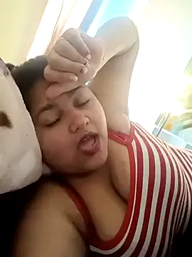 Snapshot of Strip-Couples chatting on 03-15-25, 04:46 Strip-Couples online show from 03-15-25, 04:46