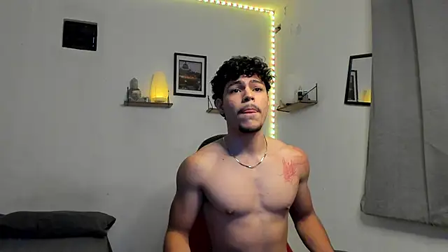 Snapshot of ares_parker2 chatting on 03-11-25, 02:21 ares parker2 online show from 03-11-25, 02:21