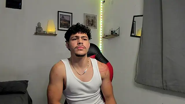 Snapshot of ares_parker2 chatting on 03-15-25, 05:08 ares parker2 online show from 03-15-25, 05:08