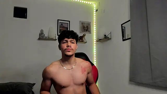 Snapshot of ares_parker2 chatting on 03-23-25, 06:05 ares parker2 online show from 03-23-25, 06:05