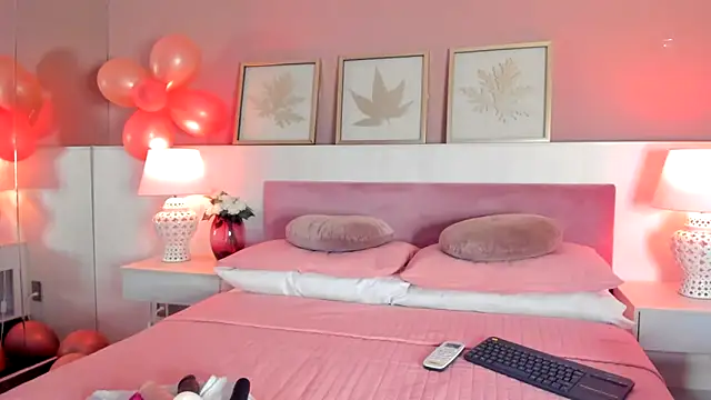 Emma  1 online show from 10-12-25, 04:11