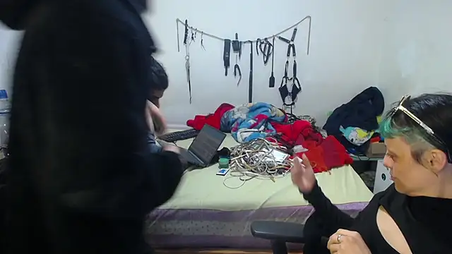 Snapshot of freyaa_sorcerees chatting on 03-18-25, 04:15 freyaa sorcerees online show from 03-18-25, 04:15