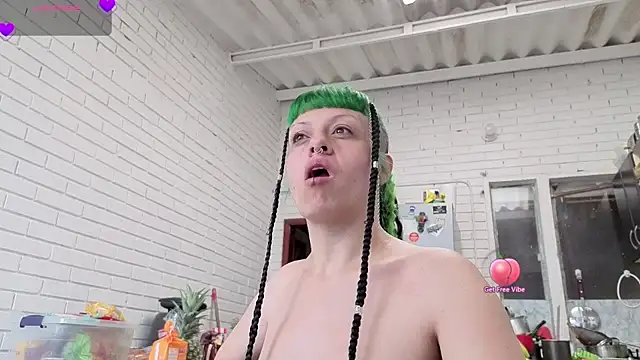 Snapshot of freyaa_sorcerees chatting on 09-11-25, 02:39 freyaa sorcerees online show from 09-11-25, 02:39