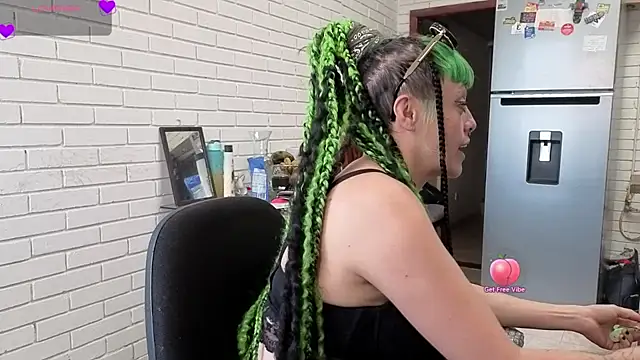 Snapshot of freyaa_sorcerees chatting on 10-03-25, 05:21 freyaa sorcerees online show from 10-03-25, 05:21