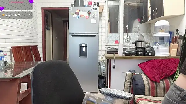 Snapshot of freyaa_sorcerees chatting on 10-08-25, 05:32 freyaa sorcerees online show from 10-08-25, 05:32