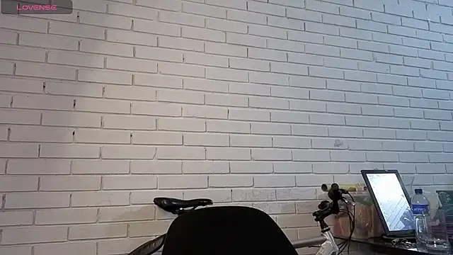 Snapshot of freyaa_sorcerees chatting on 10-16-25, 01:50 freyaa sorcerees online show from 10-16-25, 01:50