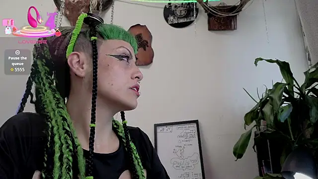 Snapshot of freyaa_sorcerees chatting on 10-21-25, 06:52 freyaa sorcerees online show from 10-21-25, 06:52