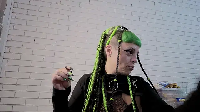 Snapshot of freyaa_sorcerees chatting on 10-26-25, 01:55 freyaa sorcerees online show from 10-26-25, 01:55