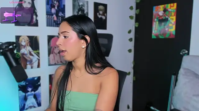 Snapshot of Vickysth chatting on 10-07-25, 10:40 Vickysth online show from 10-07-25, 10:40