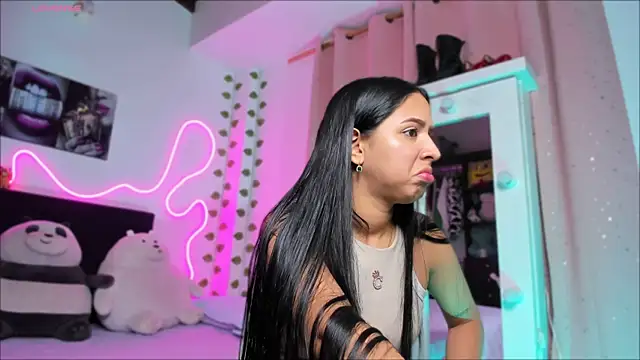 Snapshot of Vickysth chatting on 10-14-25, 10:32 Vickysth online show from 10-14-25, 10:32