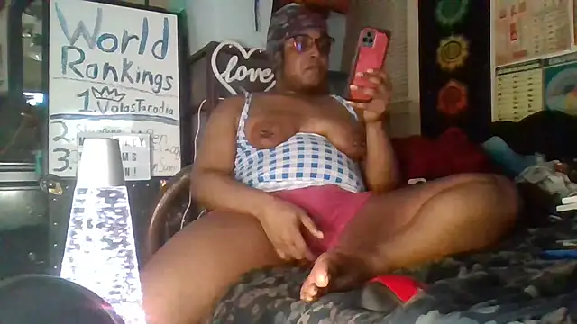 Snapshot of GardeniaFields chatting on 09-18-25, 04:47 GardeniaFields online show from 09-18-25, 04:47