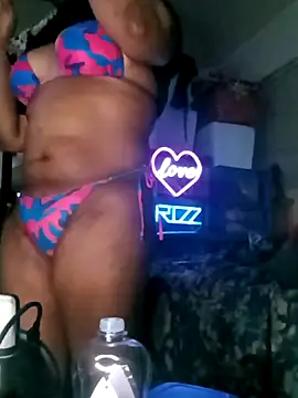 Snapshot of GardeniaFields chatting on 10-10-25, 06:45 GardeniaFields online show from 10-10-25, 06:45