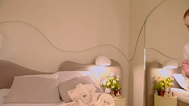 MiraBliss online show from 10-05-25, 10:07