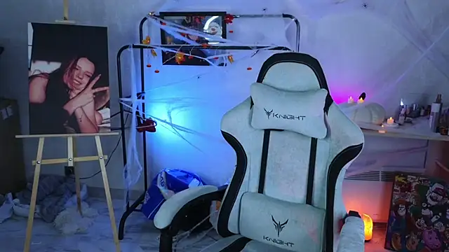 monicaerotic online show from 10-30-25, 06:41