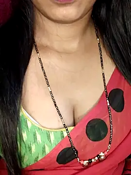 Snapshot of Indian_kannada_girl1 chatting on 03-10-25, 05:54 Indian kannada girl1 online show from 03-10-25, 05:54