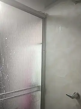 Seet Hanna online show from 09-28-25, 02:33