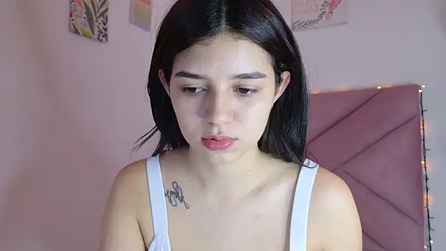 Snapshot of eva_sin18 chatting on 02-12-26, 11:11 eva sin18 online show from 02-12-26, 11:11