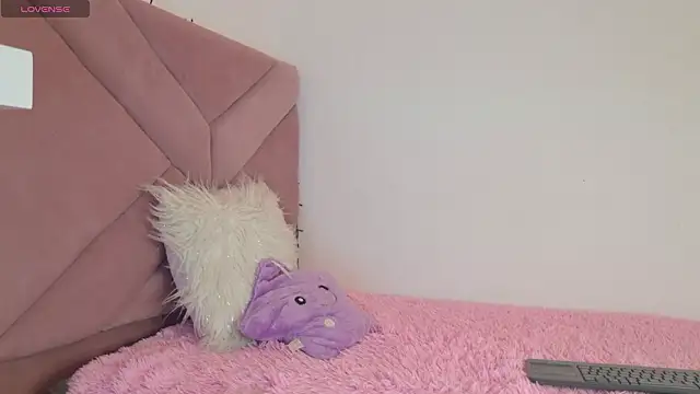 Snapshot of eva_sin18 chatting on 02-24-26, 11:14 eva sin18 online show from 02-24-26, 11:14