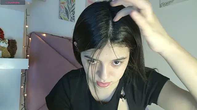 Snapshot of eva_sin18 chatting on 03-08-26, 11:19 eva sin18 online show from 03-08-26, 11:19