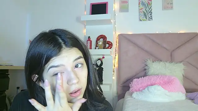 Snapshot of eva_sin18 chatting on 03-20-26, 12:04 eva sin18 online show from 03-20-26, 12:04