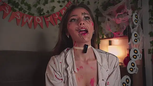 EditaBails online show from 10-31-25, 06:31