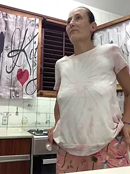 alexandraa12 online show from 09-30-25, 11:32