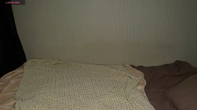 Snapshot of Molly_Wheel chatting on 09-30-25, 08:47 Molly Wheel online show from 09-30-25, 08:47