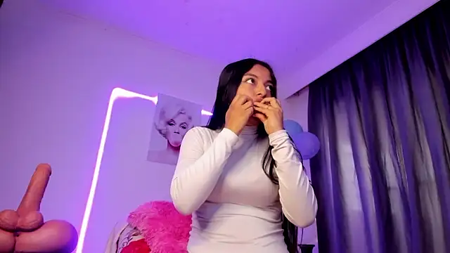 Snapshot of sweet_cinamon chatting on 02-13-26, 03:30 sweet cinamon online show from 02-13-26, 03:30