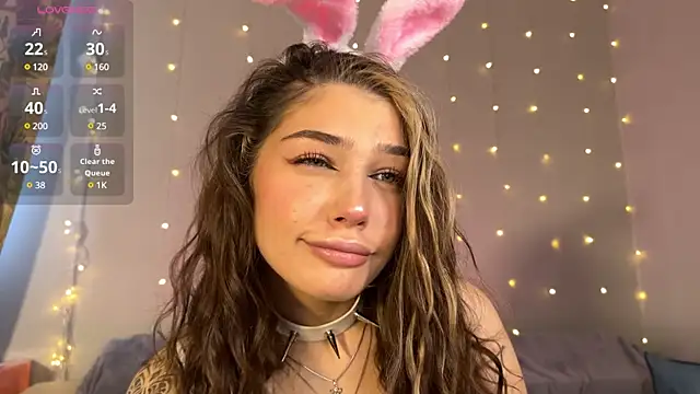 Snapshot of Anna_Six chatting on 03-13-25, 03:33 Anna Six online show from 03-13-25, 03:33