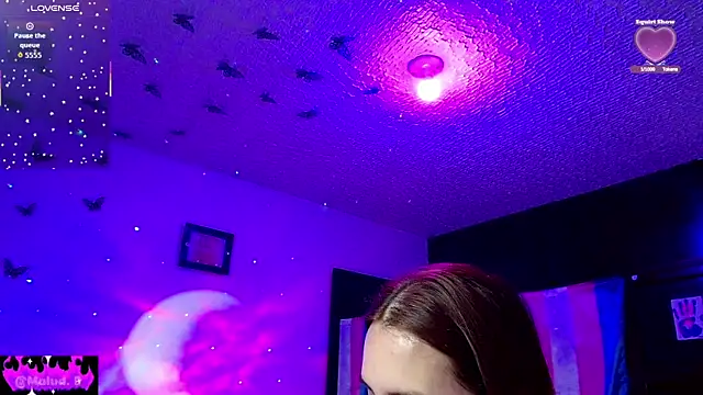 Snapshot of Malud09 chatting on 02-20-26, 01:11 Malud09 online show from 02-20-26, 01:11