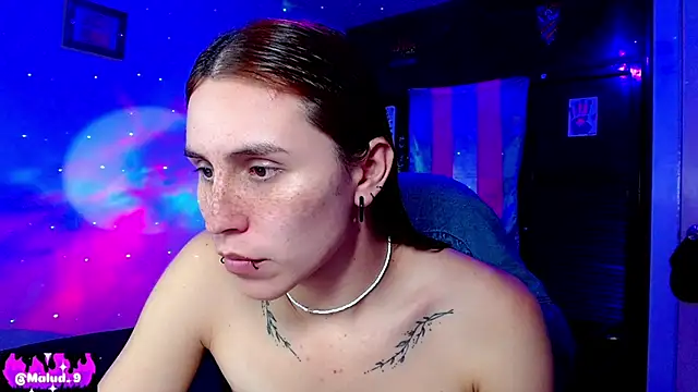 Snapshot of Malud09 chatting on 03-17-26, 03:04 Malud09 online show from 03-17-26, 03:04