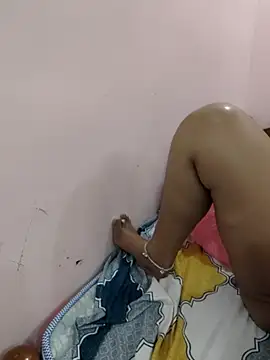 Snapshot of priya_00143 chatting on 02-23-26, 07:17 priya 00143 online show from 02-23-26, 07:17