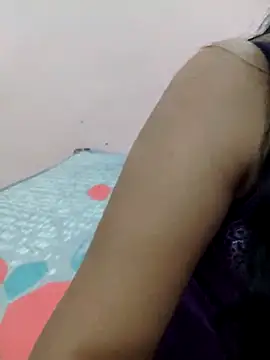 Snapshot of priya_00143 chatting on 03-19-26, 05:06 priya 00143 online show from 03-19-26, 05:06