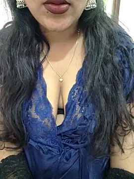 Snapshot of priya_00143 chatting on 03-23-26, 07:23 priya 00143 online show from 03-23-26, 07:23