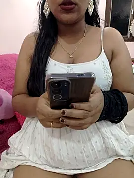 priya 00143 online show from 04-17-26, 05:27
