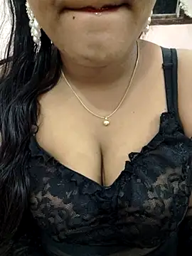 priya 00143 online show from 05-08-26, 05:07