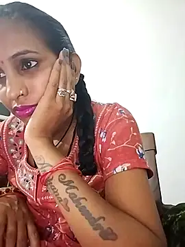 Hotty-Nidhi online show from 03-22-25, 04:58