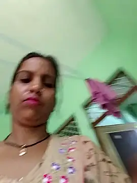 Hotty-Nidhi online show from 09-09-25, 03:50