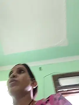 Hotty-Nidhi online show from 10-11-25, 07:51