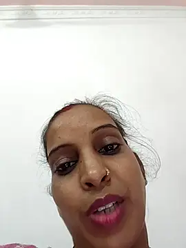 Hotty-Nidhi online show from 10-13-25, 03:45